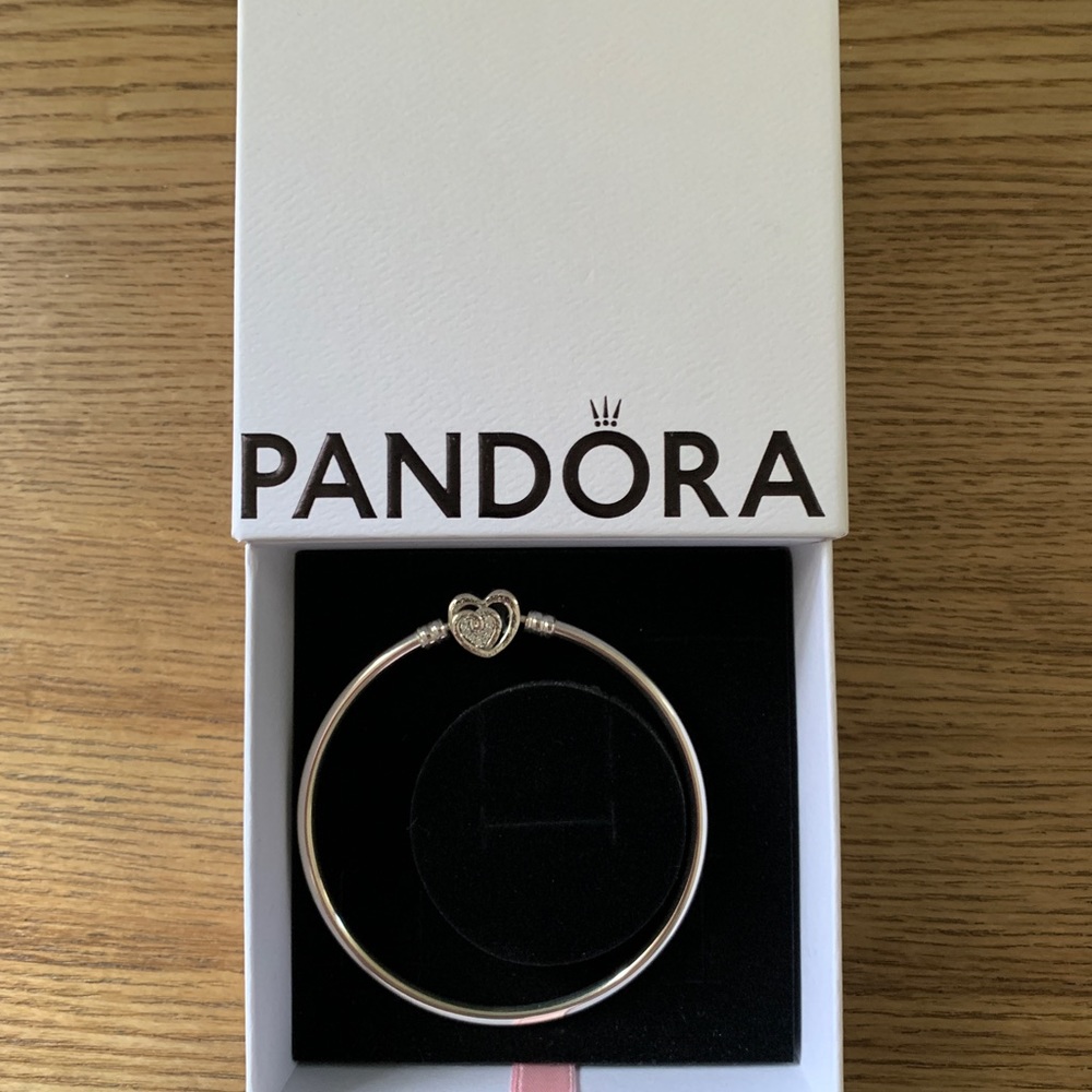 Never worn Pandora Forever and Ever heart clasp bracelet